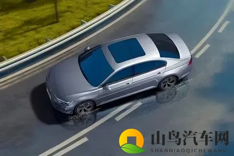 花3万买“看不见”的高阶智驾，到底是“远见”还是“冤大头”-2