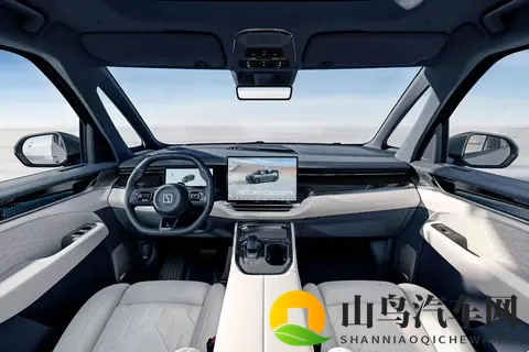 家庭商务通吃?极氪 009:800V +CCD+空悬 还有购车福利-3