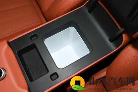 带娃出行、长途自驾、通勤省钱…这款SUV很懂家庭用户-1