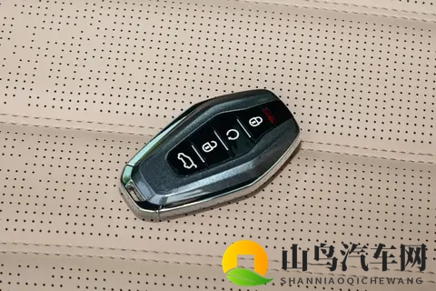 999万起买七座SUV，能装能省，还越级豪华？-2
