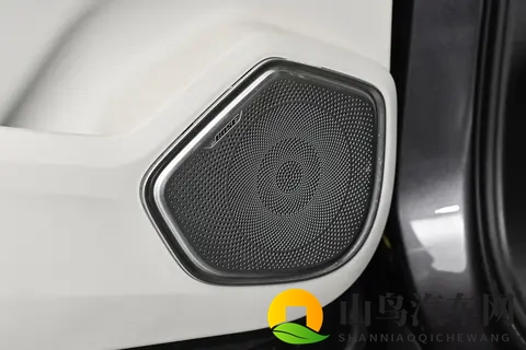 试驾2026款领克09：配置丰富，实力均衡，适合家用-1