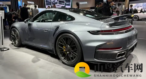 保时捷：新款轿跑登陆中国市场，这才叫“硬实力”！-3