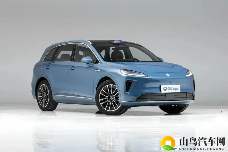 FAXX和MAXX的对比视频：新一代性能王之争：FAXX与MAXX谁更胜一筹？-1