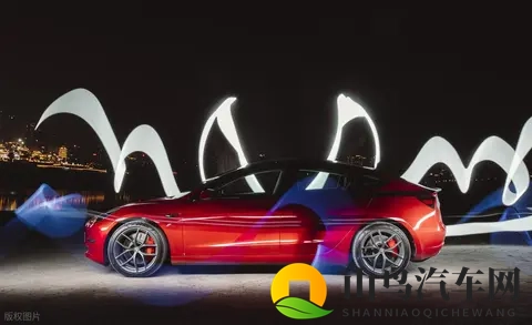 特斯拉FSD 来华终极考试：是 “自动驾驶龙” 还是 “罚单制造虫”？-1