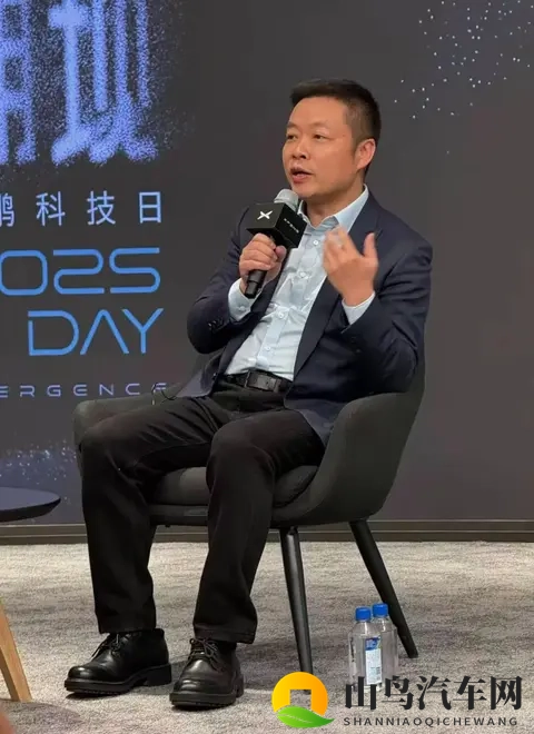 911黄色软件：保时捷传奇跑车的传承与革新之路-2