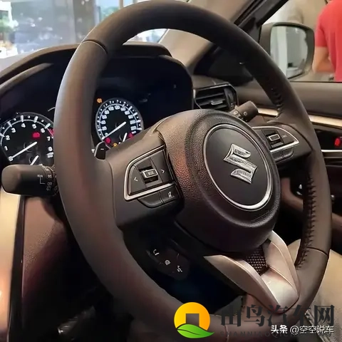 全新铃木超级维特拉上市，售价约91万元，搭载15L混合动力！-1