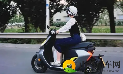 摩托车管理政策优化告别13年报废与“禁摩限制,城市出行更人性化-1