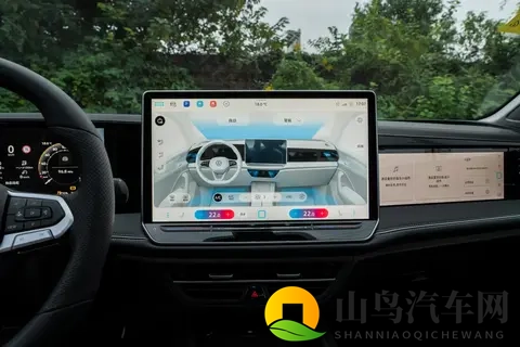 小刀微调,2026款大众迈腾实车曝光,改回物理按键_配置升级-2