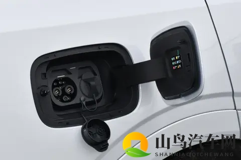 15 万级 SUV 市场新选择，捷途山海 L7 PLUS 试驾感受-3