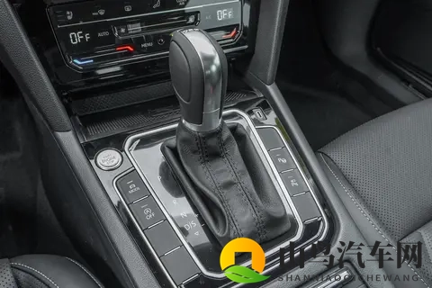 大众CC猎装车,提供两种动力可选,哪款更值得买?-3