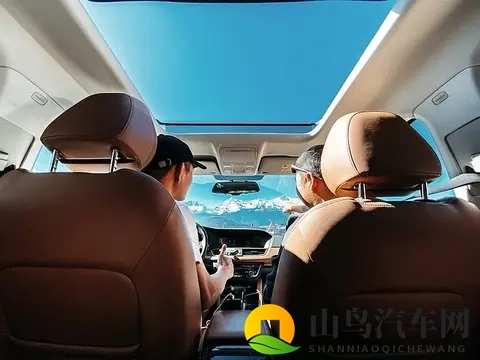 华为乾崑 ADS 4 ，350km 纯电续航，试驾26款岚图梦想家-3