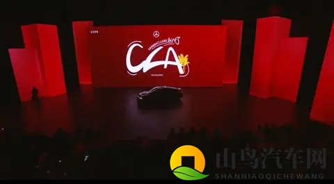 奔驰纯电CLA：三叉星徽难掩“杂牌电车”窘境-3