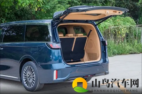 短途试驾体验26款岚图梦想家，说说我的真实感受！-3