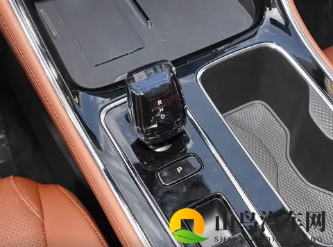 国民家轿迎来代际革新,第五代帝豪-2