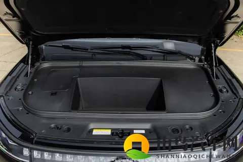 限时焕新指导价1599万起！2026款eπ008“超级大五座”上市-3