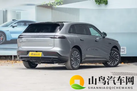 18 万级的预算，能拿下豪华 SUV？星纪元 ET 真没开玩笑！​-1
