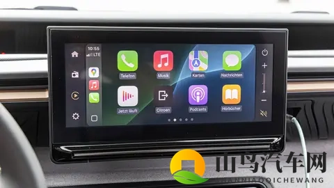 小价位，大气场？试驾雪铁龙C3 Aircross：法式的复古魅力-3
