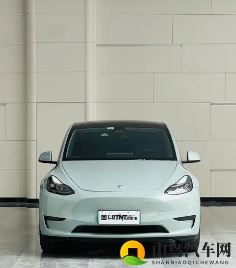 16万多拿下二手特斯拉Model Y，通勤代步真香！-1