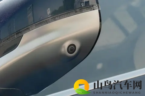 深蓝S09与理想L9对比分析，谁更适合追求性价比的家庭用户？-1