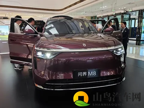 综合一区：科技赋能，汽车市场新变革，新能源汽车成新宠-1