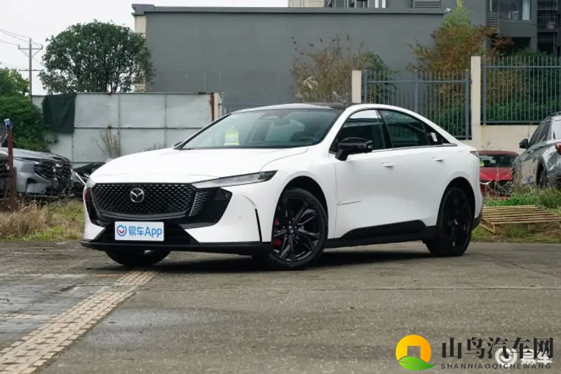 合资和自主差距有多大 马自达EZ-6对比深蓝SL03-1