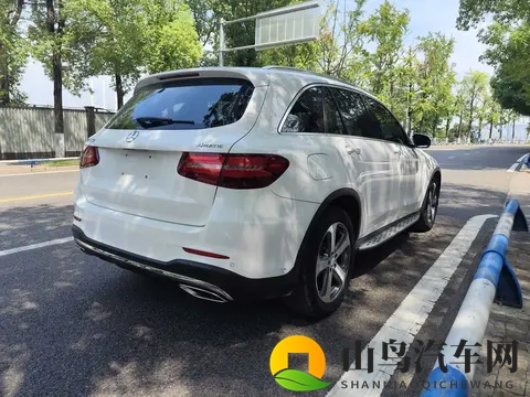 开了7年，11万多拿下17款奔驰GLC，这价格香不香？-3