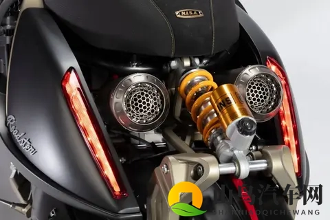 2025米兰展，全新意塔杰特Roadster 400再次惊艳突破！-1