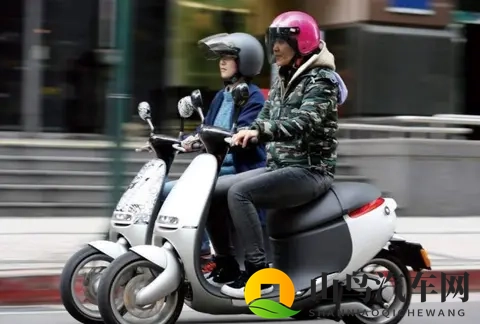 电击女两小时高潮不断:电击体验,女子持续两小时快感难耐-2