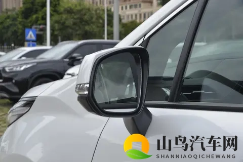 丰田赛那导购手册-1