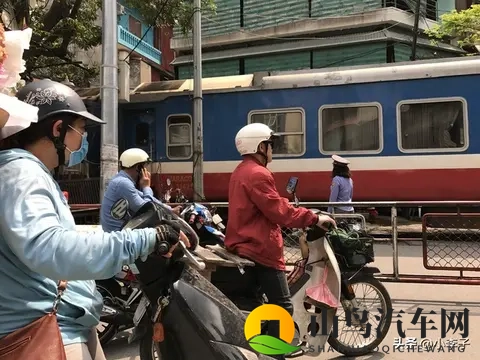 东南亚摩托车之战-1