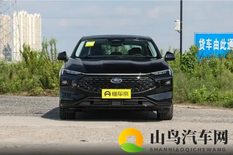 试驾福特蒙迪欧豪华版,20T有254匹马力,性能与经济能否兼得?-3