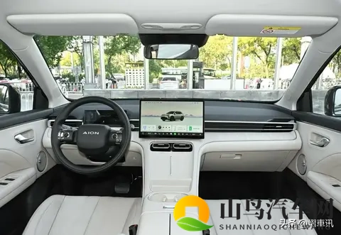 广汽埃安i60开启预售,提供纯电和增程两种动力,高性价比!-3