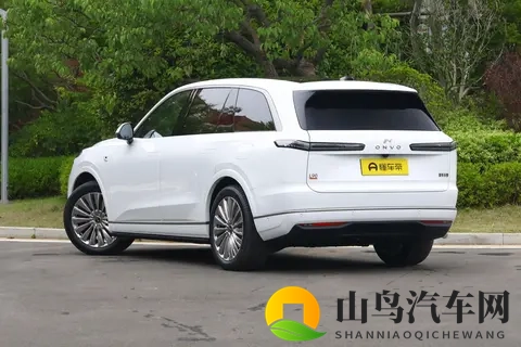 三十万级大尺寸SUV，乐道L90与理想i8综合对比，家用谁更合适？-2