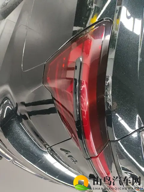 23万拿下奥迪A6L：2021款2.0T，8.9万公里，宜商宜家！-1