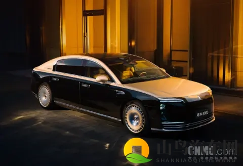 鸿蒙智行“各界”10月交付量一览：尊界S800超3000辆-2