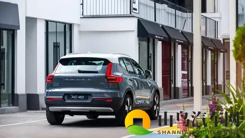 第215期：到底是谁在买沃尔沃XC40？-1