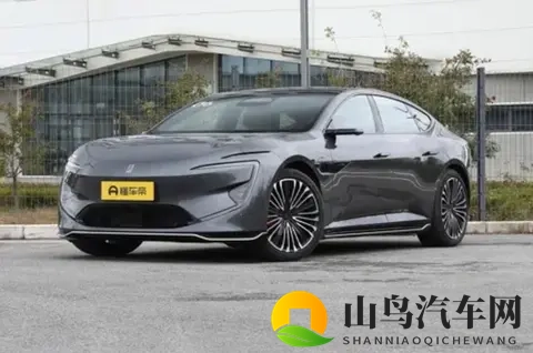 阿维塔12四激光版体验：智能安全与舒适配置的实际表现-3