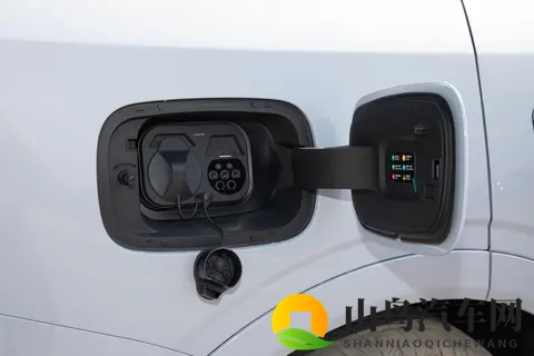 综合续航可达1700km，旅行小房车，捷途山海L7 PLUS适合家庭用户-3