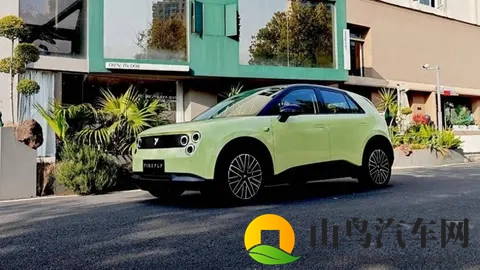 零跑首破7万创新高！10月新势力销量榜洗牌 理想失速蔚来_小鹏-3