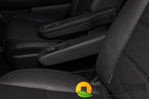 新一代帕里斯帝:科技与舒适兼顾的旗舰之选-3