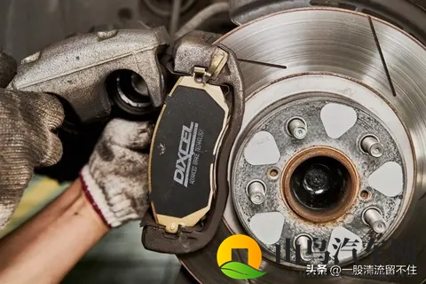 活塞越多越实用？汽车刹车卡钳的适配逻辑与实用建议-3