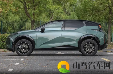 14.58 万起！焕新而来的极氪 X 能否打动消费者？-2