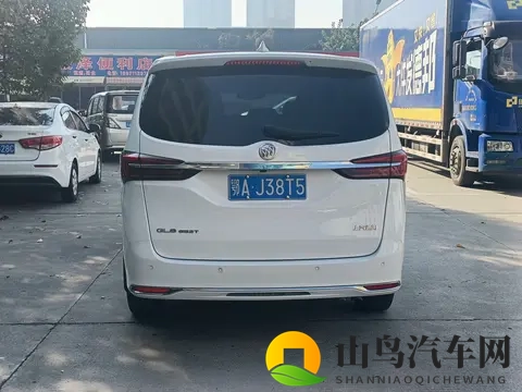 13万多拿下别克GL8陆上公务舱，宜商宜家，享受舒适出行-2