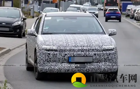 现代IONIQ 3曝光，定位纯电小型SUV，外形设计独特冲击传统审美-1