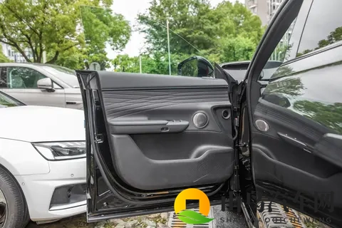 家用SUV新选择:2025款星纪元ET全方位体验-2