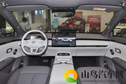 奔驰纯电CLA售24.9万起，续航866km，重新认识下-1