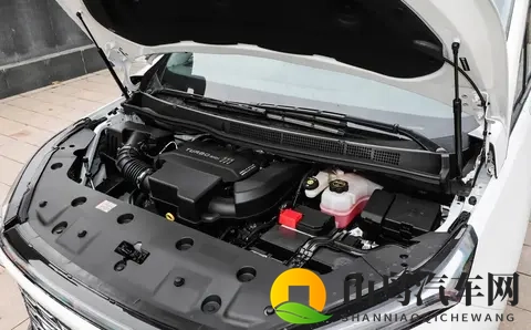 锐胜M8硬刚别克GL8！谁才是全场景出行的高质价比MPV？-2