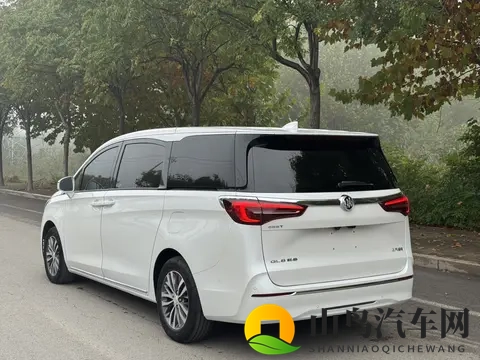 2088万拿下准新一手别克GL8，宜商宜家的陆上公务舱-2