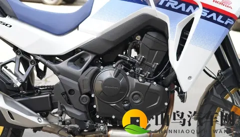 本田发布2026款XL750，新增电子离合器，这下上手难度更低了！-1