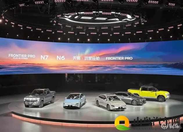 8x8x华为海外免费2025：华为2025年海外市场新战略，免费服务引关注-3